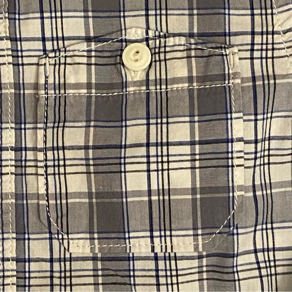 Gap Button down size 3T - Picture 2 of 5